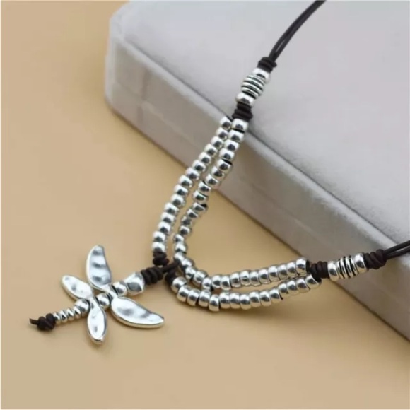 Dragonfly Pendant Necklace - Boho Chic Style - Picture 2 of 5